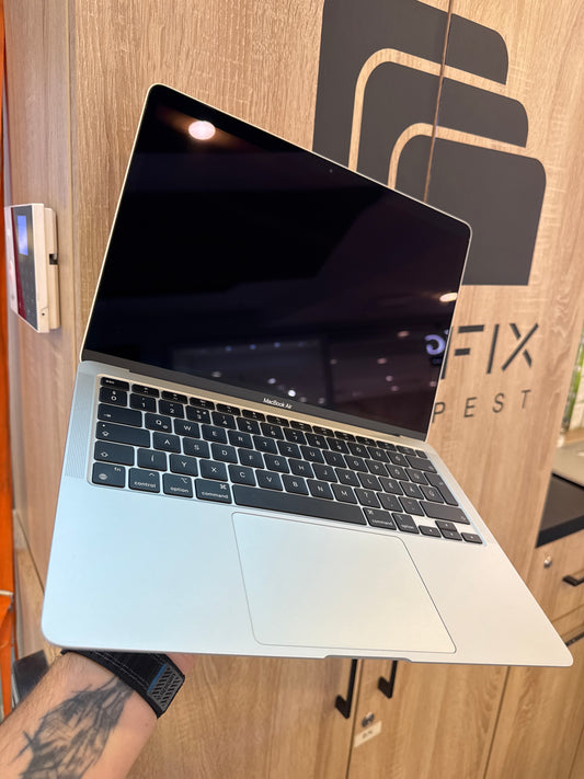 Apple MacBook Air 13" 2020 M1 256GB 1 év garancia