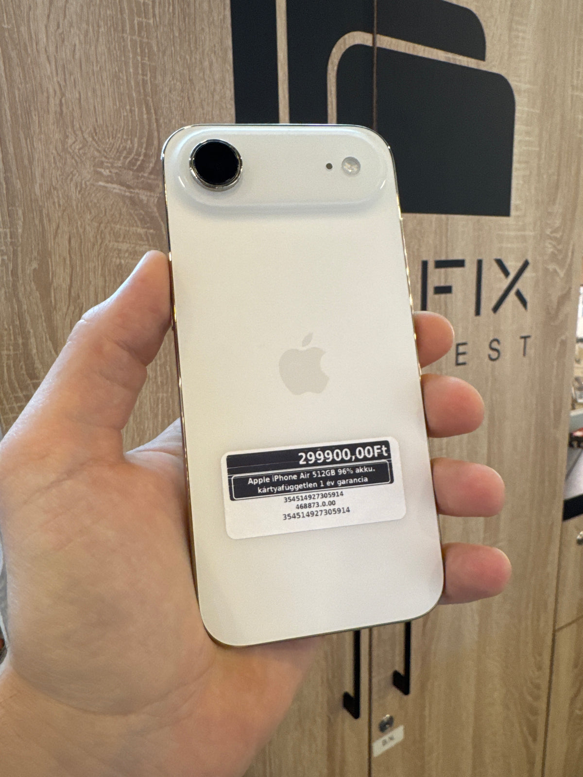 Apple iPhone Air 512GB 96% akku. kártyafüggetlen 1 év garancia