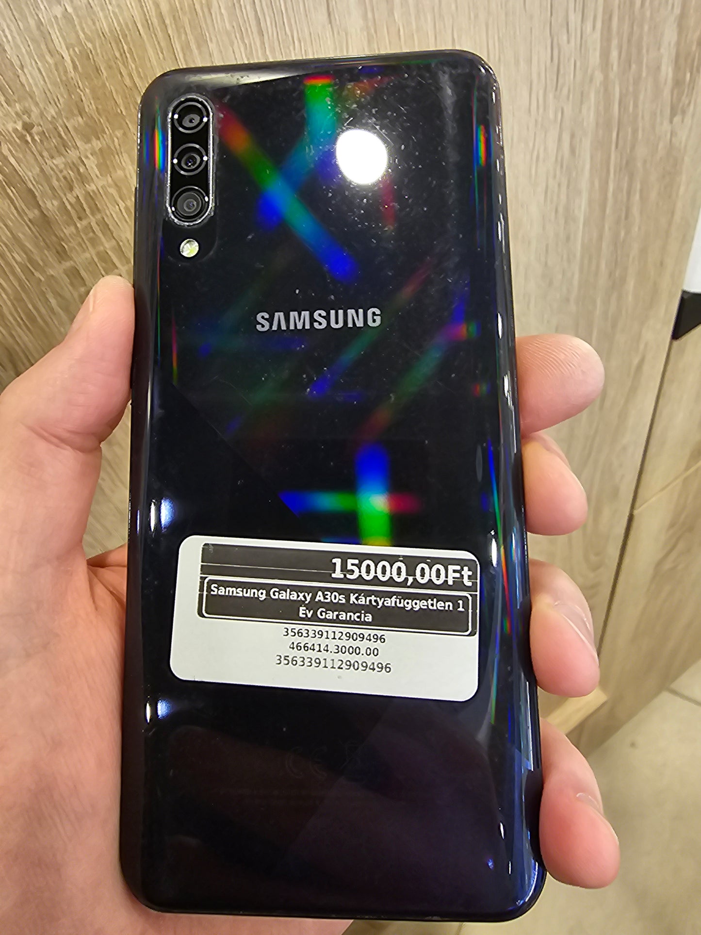 Samsung Galaxy A30s 4/64GB Kártyafüggetlen 1 Év Garancia